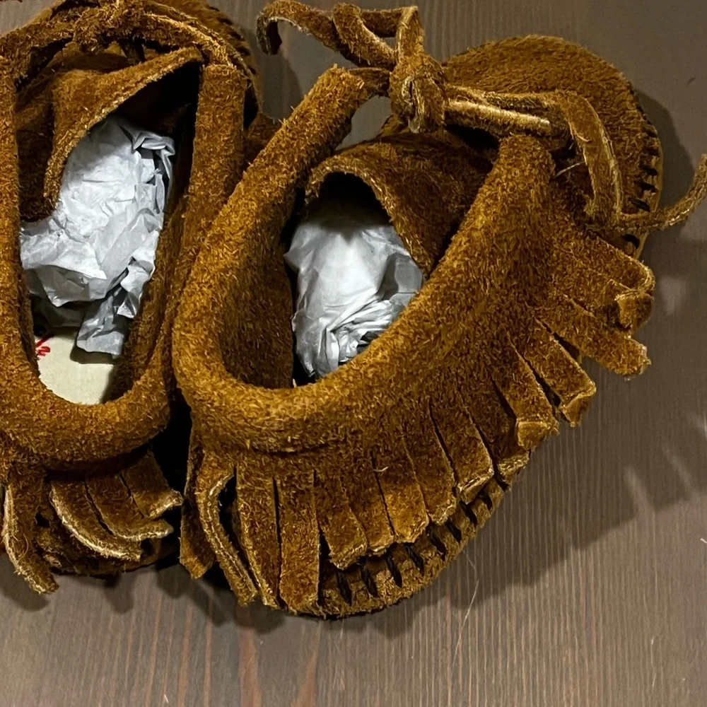 Kids Minnetonka Moccasins Brown Suede Fringe Toddler Size 6 Native American